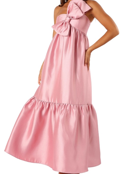 Petal & Pup Dresses & Skirts - Pink One-Shoulder Bow Dress
